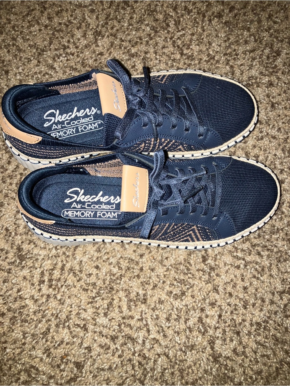 Skechers Navy and Tan Knit Lace-Up Sneakers Size 7 - Picture 5 of 8